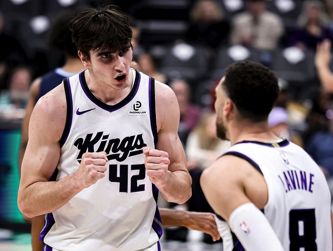 二轮秀雷诺逆袭新秀榜第五，威少助力成关键