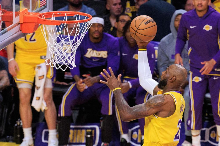 勒布朗·詹姆斯21次最佳阵容纪录难复制