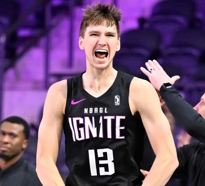 火箭错失布泽利斯成隐患 公牛新星数据媲美帕森