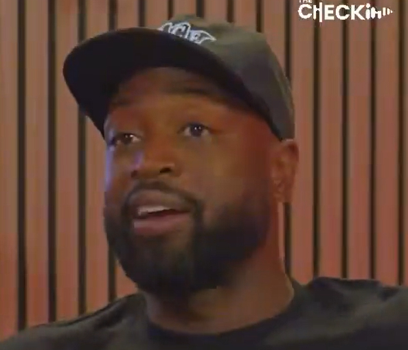 韦德盛赞詹姆斯职业生涯前无古人