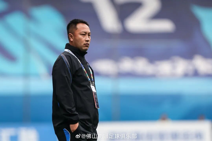 逆境突围！佛山南狮爆冷掀翻冲超热门深圳青年